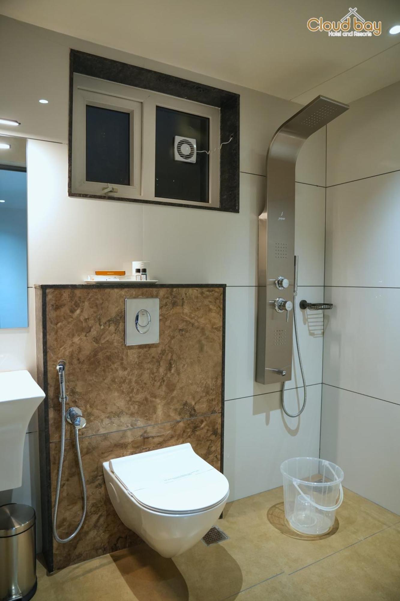 Hotel Cloud Bay Manjeri Екстериор снимка